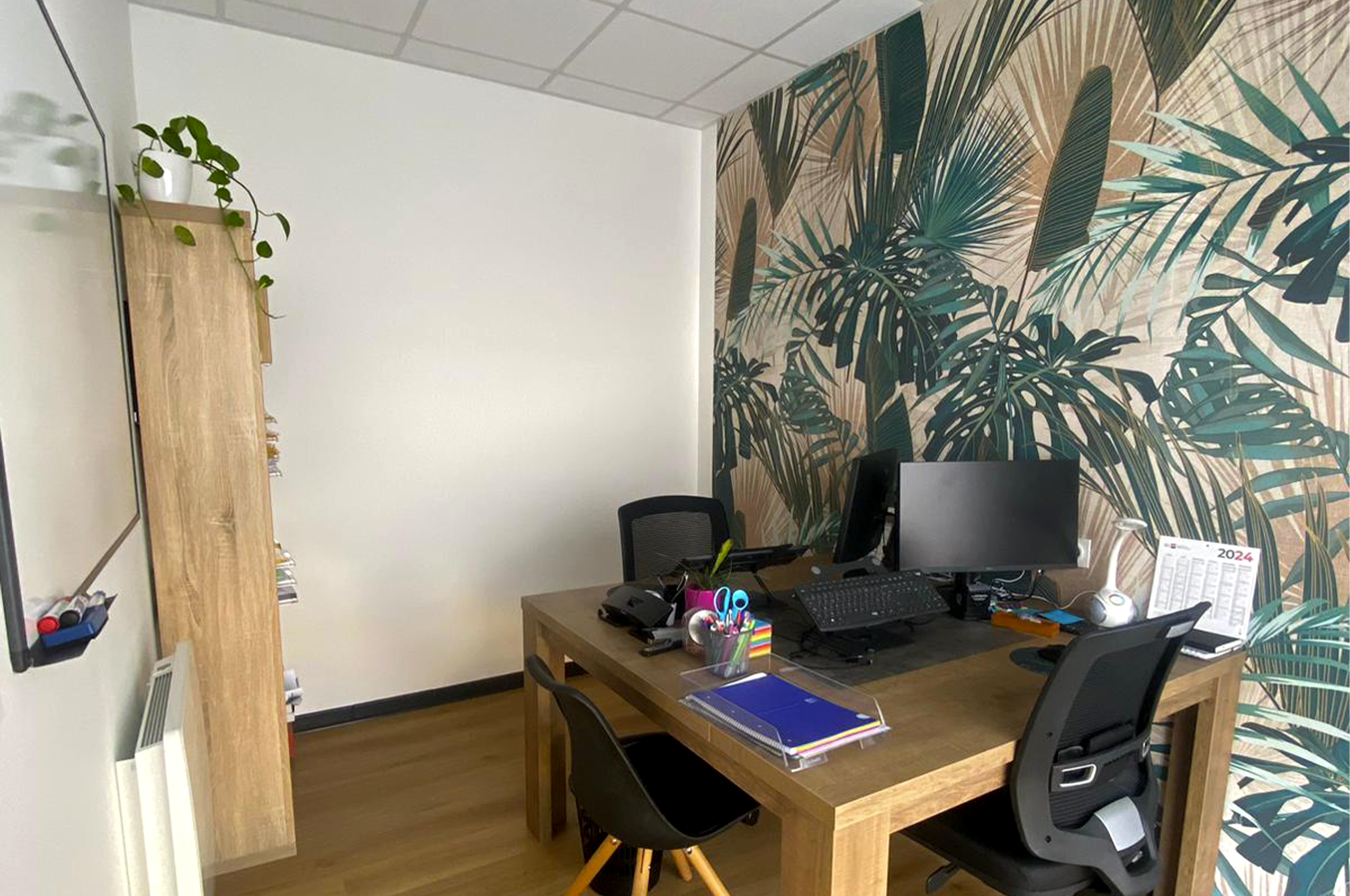Location de bureau à issoire - déco jungle