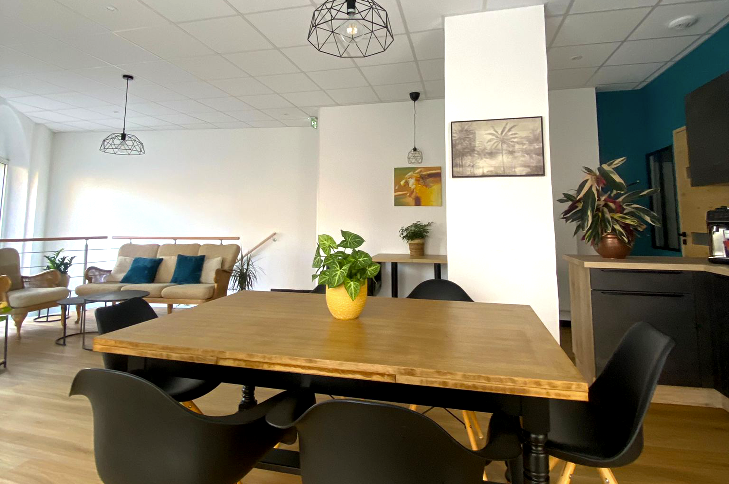 Location de bureaux à issoire -cuisine